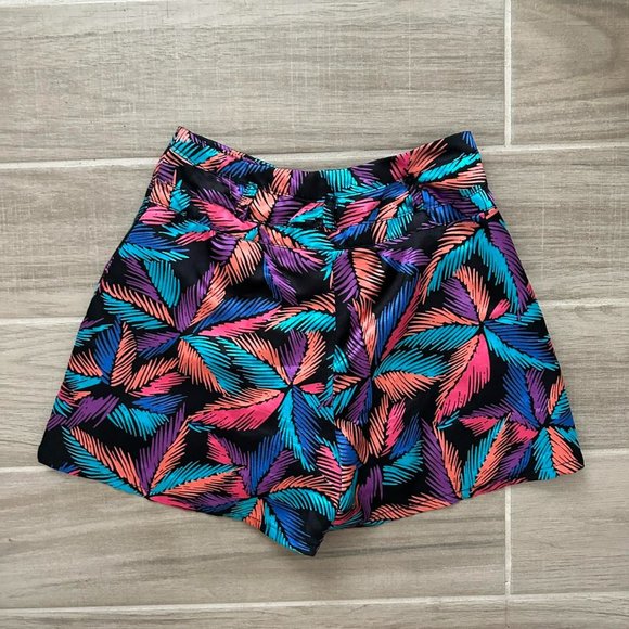 Handmade Satin High Waisted Shorts - Picture 3 of 3